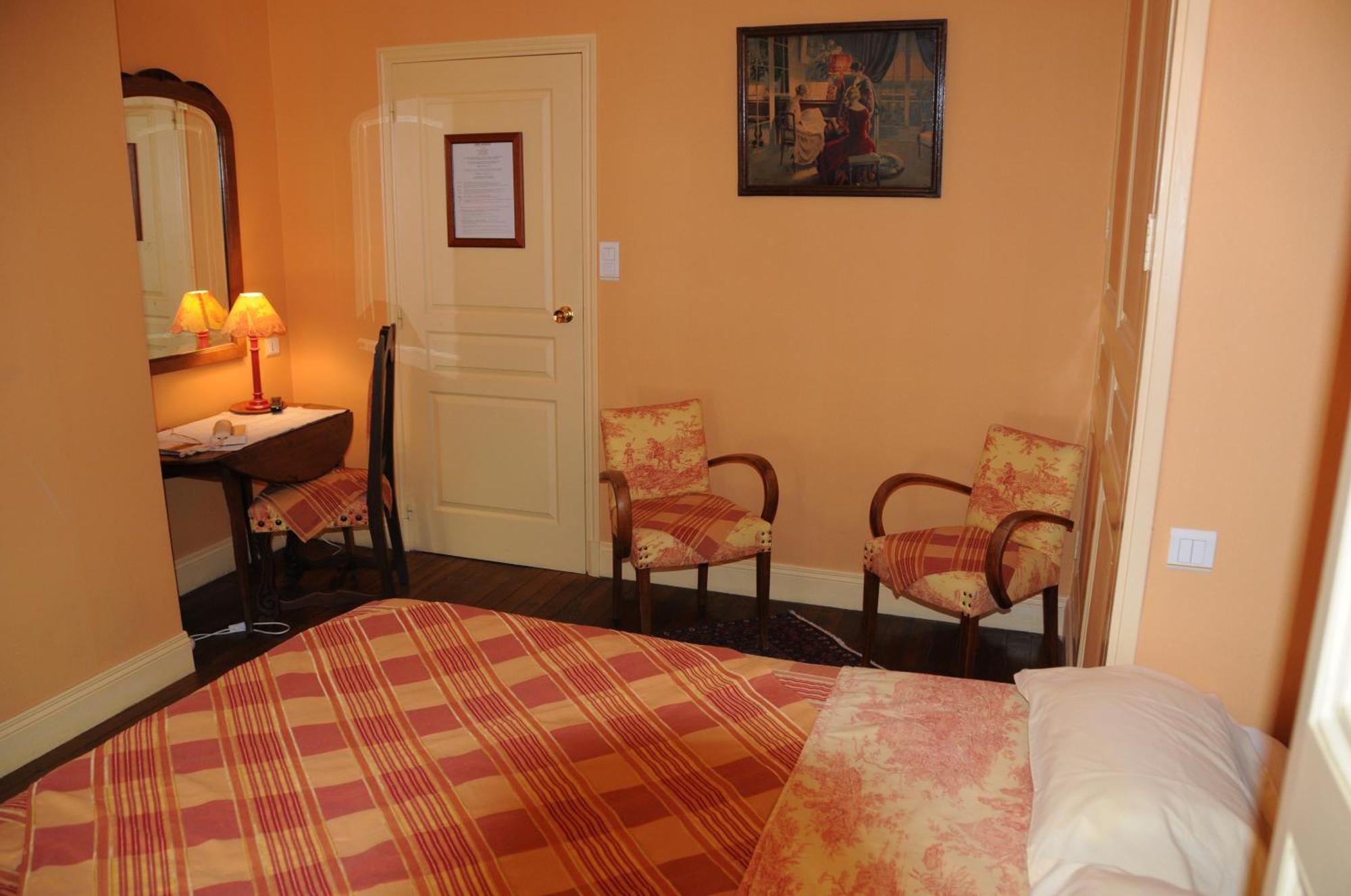 Le Jardin Du Vendome Hotel Tours Exterior photo
